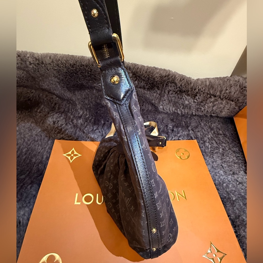 Louis Vuitton Monogram Idylle Rhapsodie Hobo shoulder bag in the "Encre" color - Picture 6 of 12